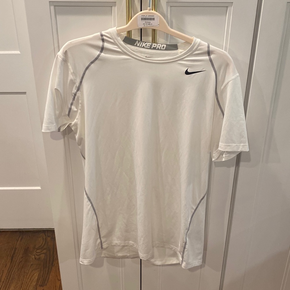 Nike pro shirt men’s large
